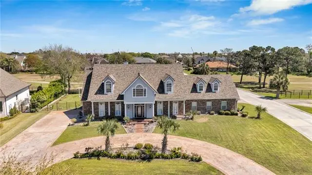 3633 Lake Michel Court, Gretna, LA 70056 - #1