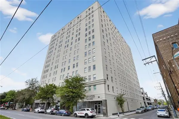 1205 St Charles Avenue #1309, New Orleans, LA 70130