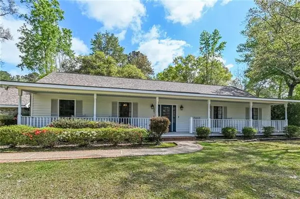 107 Heatherstone Lane, Covington, LA 70433
