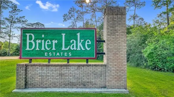 Timberbend Drive, Lacombe, LA 70445