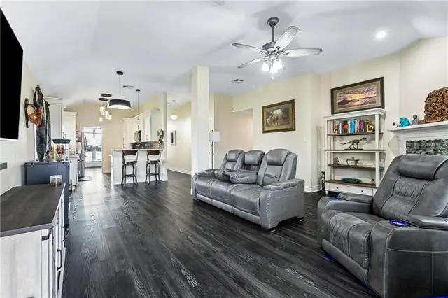 62 Ridgewood Drive, Laplace, LA 70068 - #2