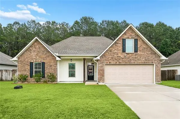 15576 Grassy Lane, Covington, LA 70435