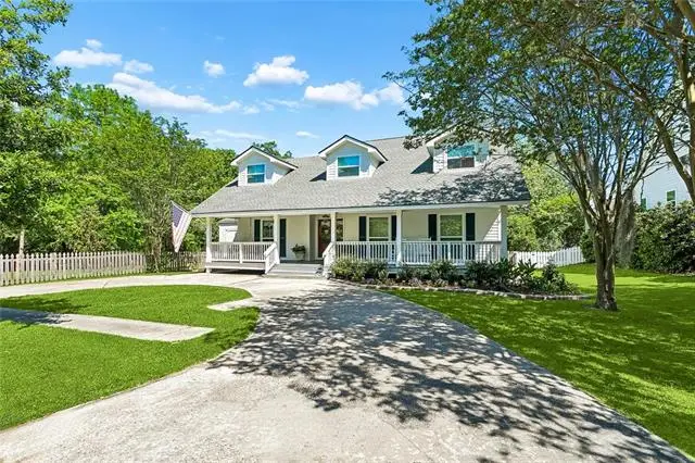 335 Lafayette Street, Mandeville, LA 70448 - #3