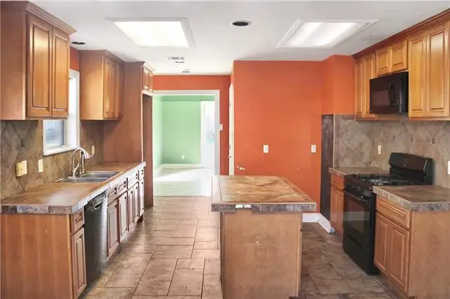 7354 Perth Street, New Orleans, LA 70126 - #2