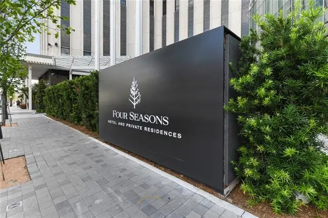 2 Canal Street #1901, New Orleans, LA 70130 - #2