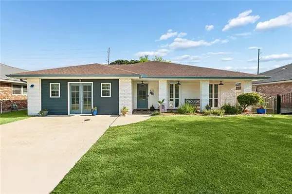 8021 Barocco Drive, Harahan, LA 70123