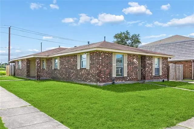 8600 Patricia / 3565 Kings Drive, Chalmette, LA 70043 - #1