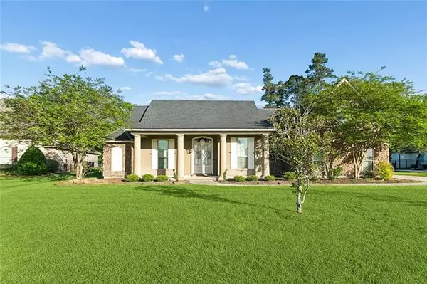 216 Merion Circle, Madisonville, LA 70447
