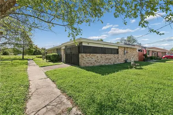 545 Esteban Street, Arabi, LA 70032