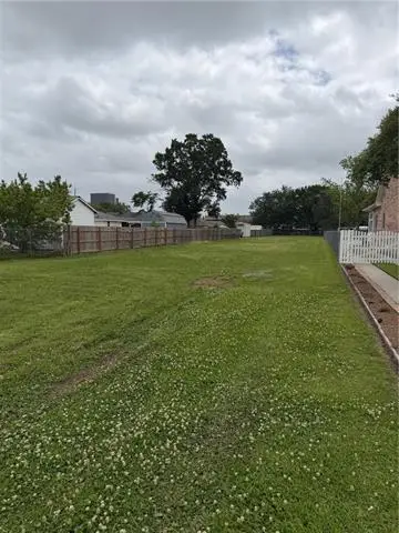 Pine Street, Metairie, LA 70005 - #2