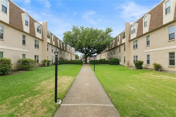 2724 Whitney Place #330, Metairie, LA 70002
