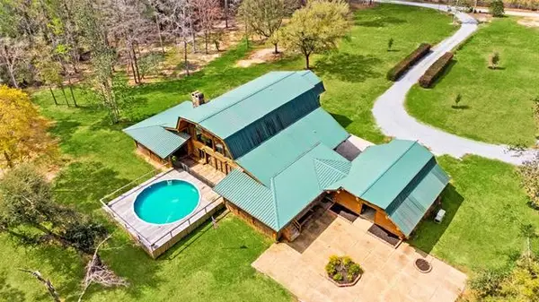 7190 Paradise Road, Kiln, MS 39556