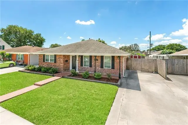 2168 Graham Drive, Gretna, LA 70056 - #2