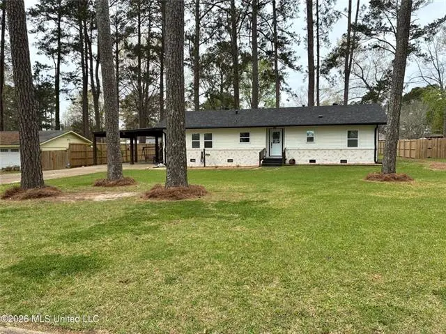 1203 Field Lark Lane, Brookhaven, MS 39601 - #1
