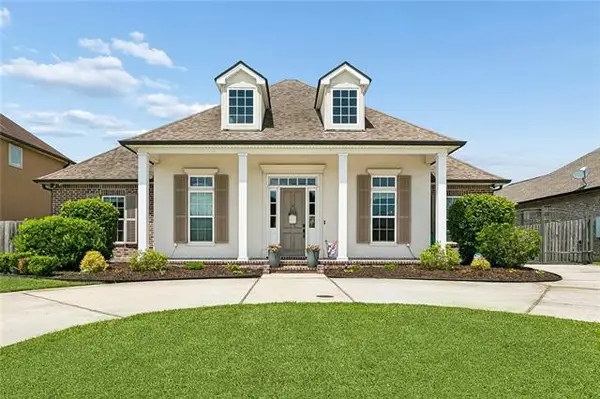 134 Chapel Hill Drive, Belle Chasse, LA 70037