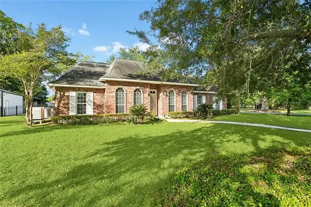 2244 America Street, Mandeville, LA 70448 - #3