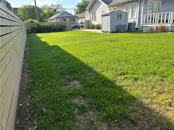 3221 State Street Drive, New Orleans, LA 70125