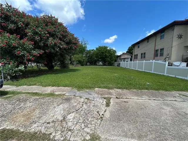 1005-07 Solon Street, Gretna, LA 70053 - #1