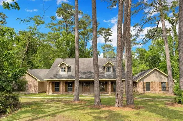108 Rue De Bourbon Street, Slidell, LA 70461