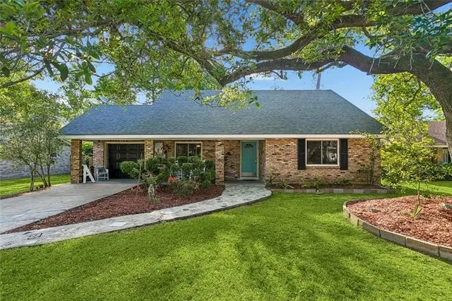 135 Shannon Drive, Mandeville, LA 70471 - #1