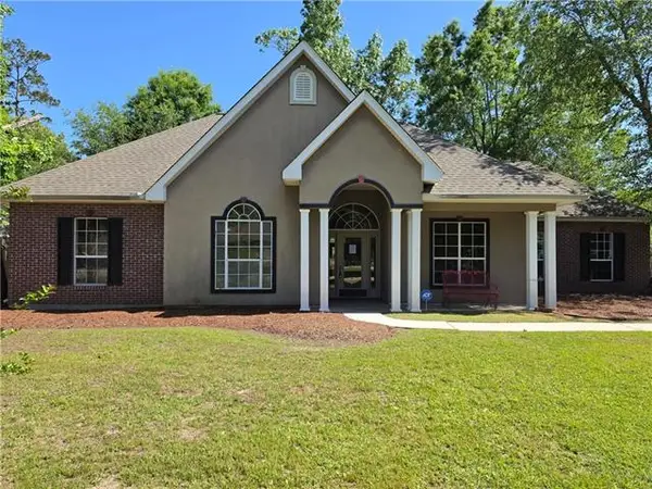 2075 White Myrtle Drive, Madisonville, LA 70447