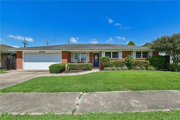 2608 Jean Lafitte Parkway, Chalmette, LA 70043