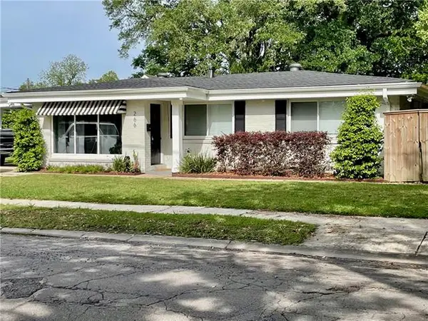 266 Roselyn Park Place, New Orleans, LA 70131