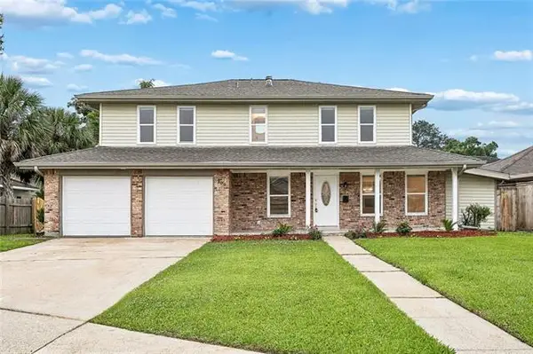308 Glenmeade Court, Gretna, LA 70056