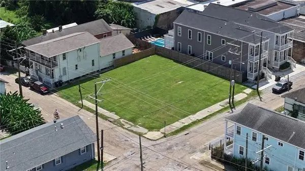642 Saint James Street, New Orleans, LA 70130