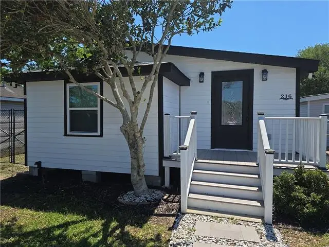 216 8th Street, Bridge City, LA 70094 - #1