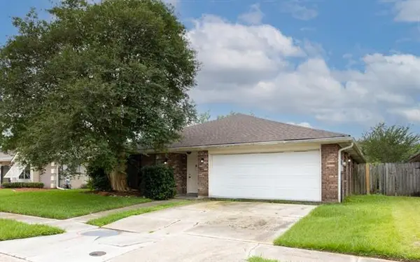 7820 Windward Court, New Orleans, LA 70128