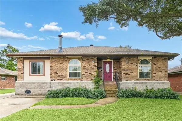 425 Sugarpine Drive, Gretna, LA 70056