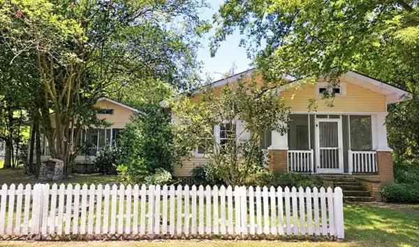 328 East Street, Mandeville, LA 70448