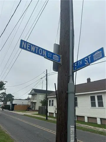 437 Newton Street, Gretna, LA 70053