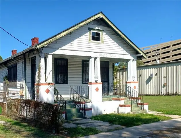 4617-19 Clara Street, New Orleans, LA 70115 - #1