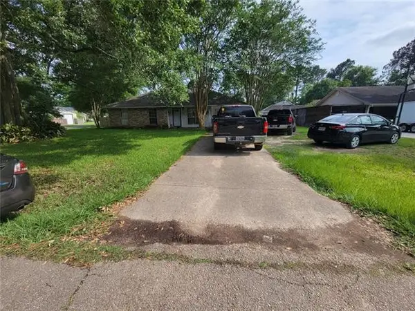 8848 Timber Drive, Denham Springs, LA 70726