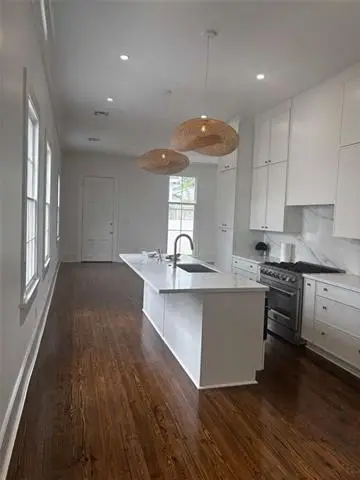 5108 Laurel Street, New Orleans, LA 70115 - #2