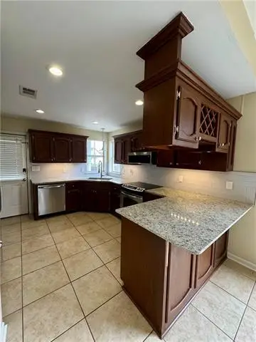 17361 Lake Iris Avenue, Baton Rouge, LA 70817 - #3