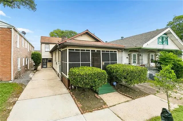 8607 S Claiborne Avenue, New Orleans, LA 70118 - #1