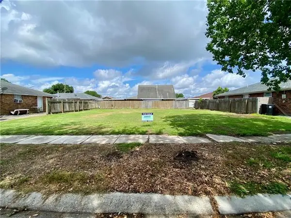 3712 Mumphrey Road, Chalmette, LA 70043