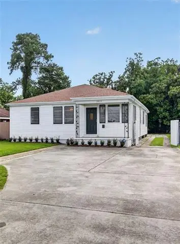 1813 Claire Avenue, Gretna, LA 70053