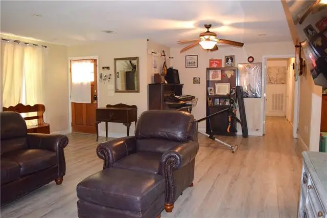 217 W Saint Mary Drive, Covington, LA 70433 - #3