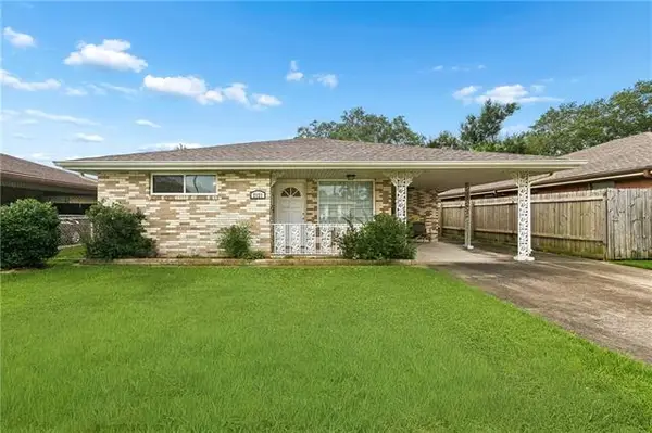 2121 Charles Drive, Chalmette, LA 70043