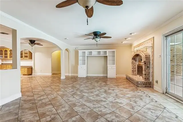 2625 Lloyds Avenue, Chalmette, LA 70043 - #3
