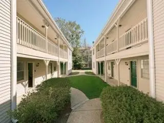 733 Heavens Drive #4, Mandeville, LA 70471