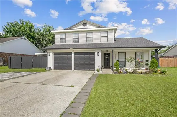 3049 E Meadow Lake Drive, Slidell, LA 70461