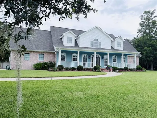 1422 Jean Lafitte Boulevard, Jean Lafitte, LA 70067 - #1