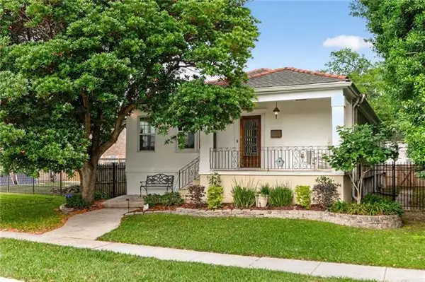 6723 Vicksburg Street, New Orleans, LA 70124