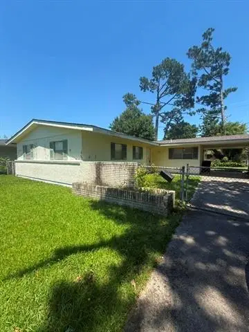 543 Stratford Drive, Harahan, LA 70123
