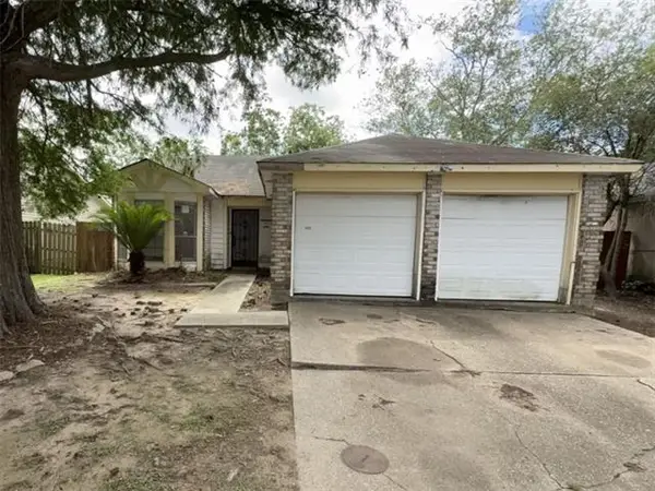 949 E Kingsway Drive, Gretna, LA 70056
